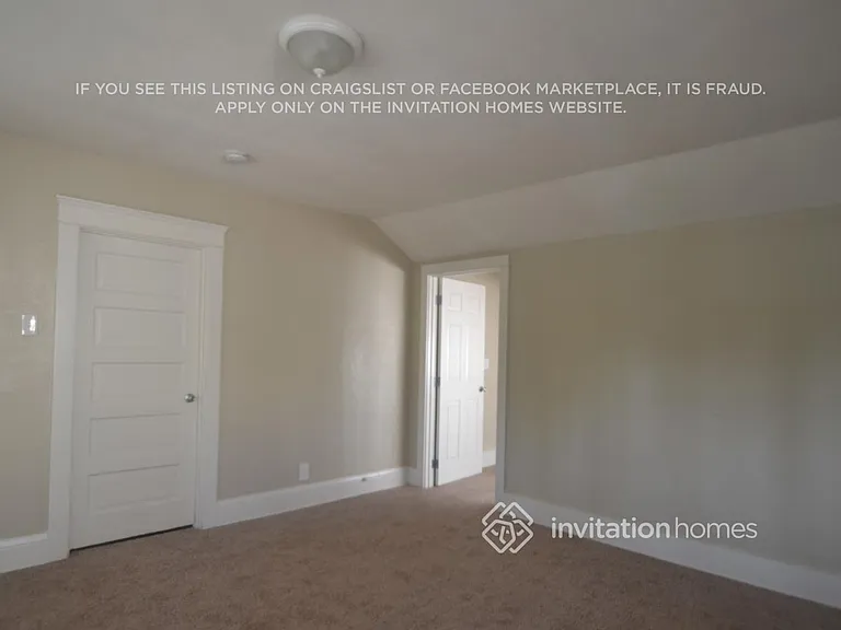 1613 W 49th St — Photo 12