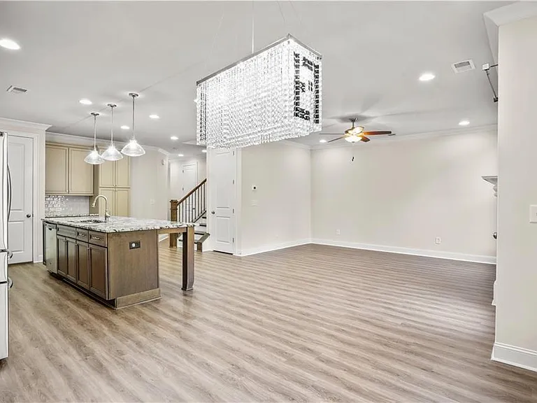 1011 Towneship Way — Photo 7