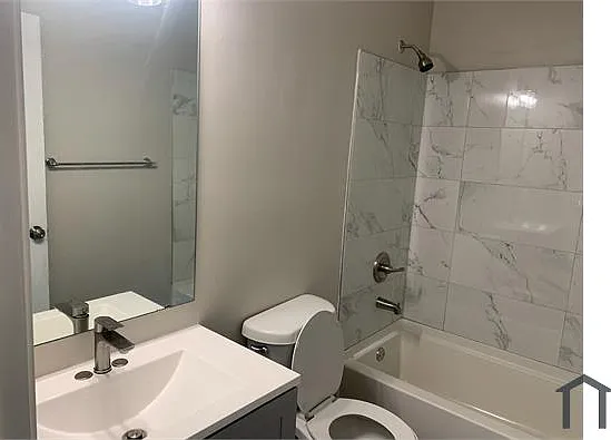 1352 Hollenbeck Ln — Photo 4