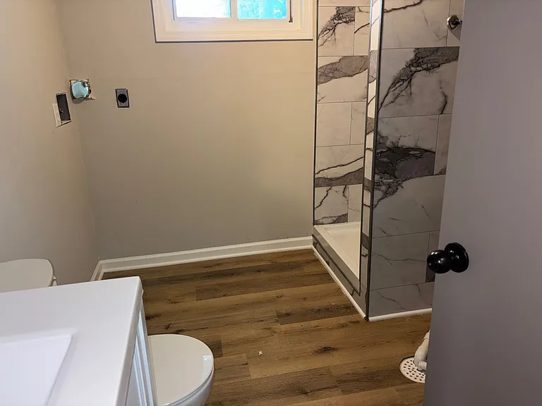 720 S Westwood Dr — Photo 2