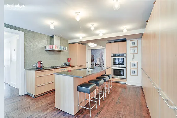 Rented by Sotheby's International Realty | media 3