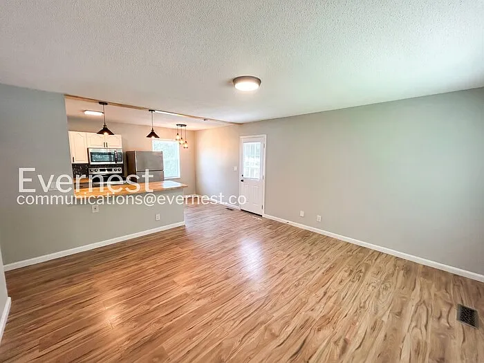 204 W Monticello Ave — Photo 10