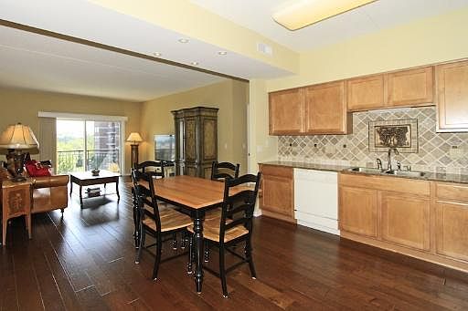 2nd image of 3451 N Carriageway Dr Unit 404