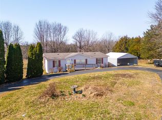2915 Dennis Corinth Rd, Auburn, KY 42206