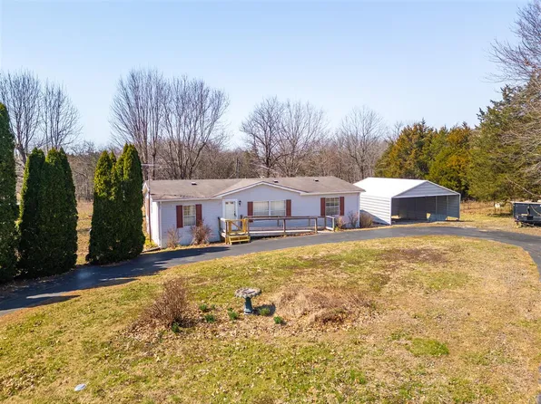 2915 Dennis Corinth Rd, Auburn, KY 42206