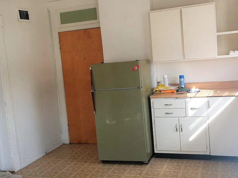 323 S Trenton Ave #3R — Photo 6