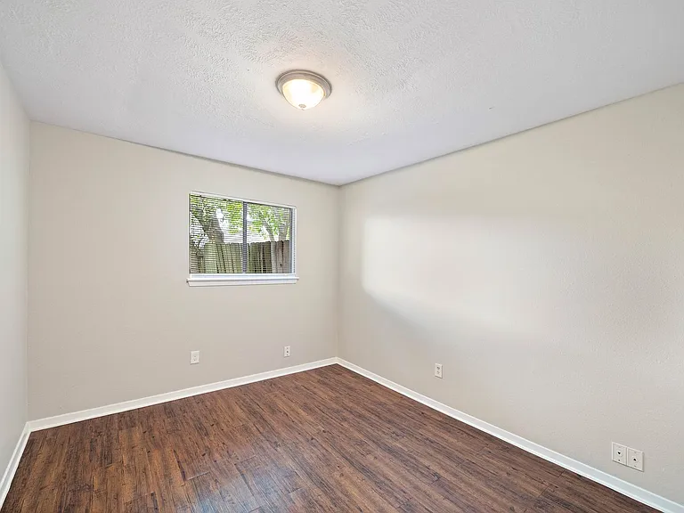 3307 Scotch Moss Ln — Photo 8
