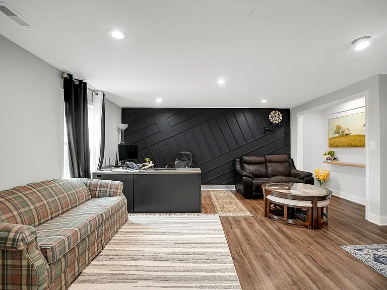 2022 Ingemunson Ln — Photo 4