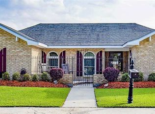 2200 Acadian Dr, Houma, LA 70363