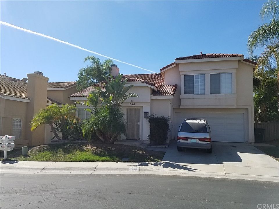 1st image of 794 Silvestre Ct