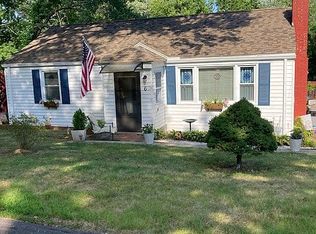 6 Sinclair St, Windsor, CT 06095