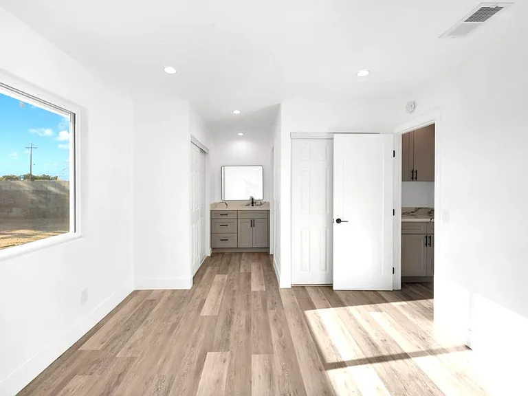 17368 Sweetaire Ave — Photo 15