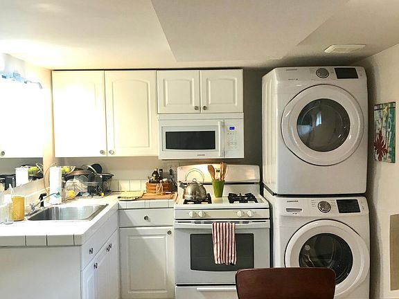 3rd image of 10023 49th Ave NE