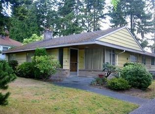10710 19th Ave NE, Seattle, WA 98125