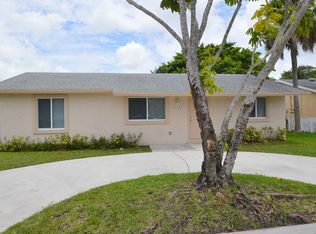 7524 SW 8th Ct, North Lauderdale, FL 33068