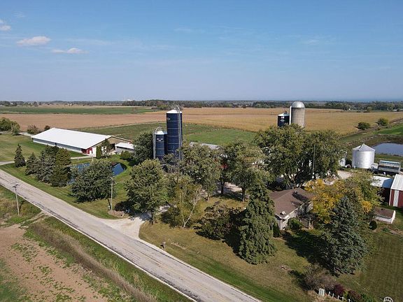 4th image of 8223 Middle ROAD