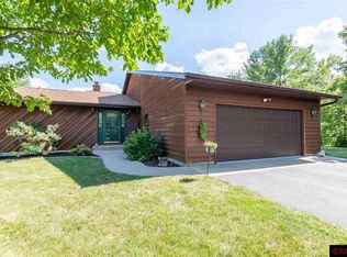 23461 Frederick Ct, Madison Lake, MN 56063
