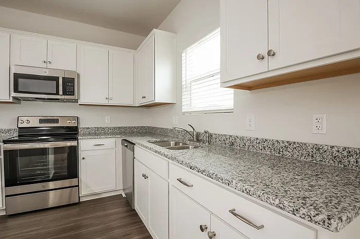 111 Percheron Dr — Photo 6