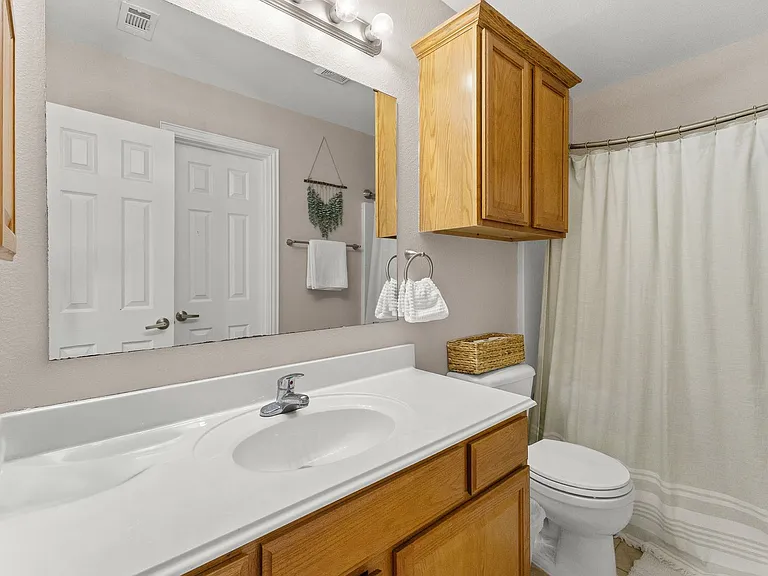 1001 Krenek Tap Rd #3004 — Photo 8