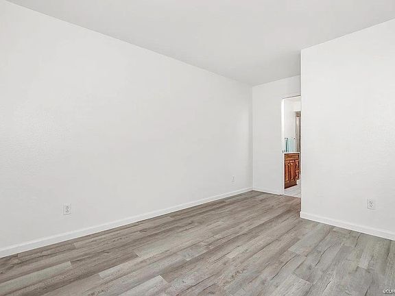 2nd image of 9965 Scripps Westview Way Unit 33