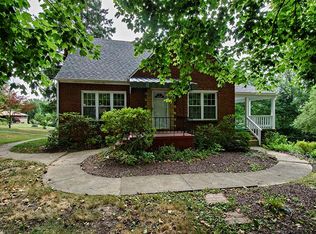 201 Grandview Dr, Mcmurray, PA