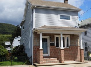 413 N 2nd St, Lykens, PA 17048