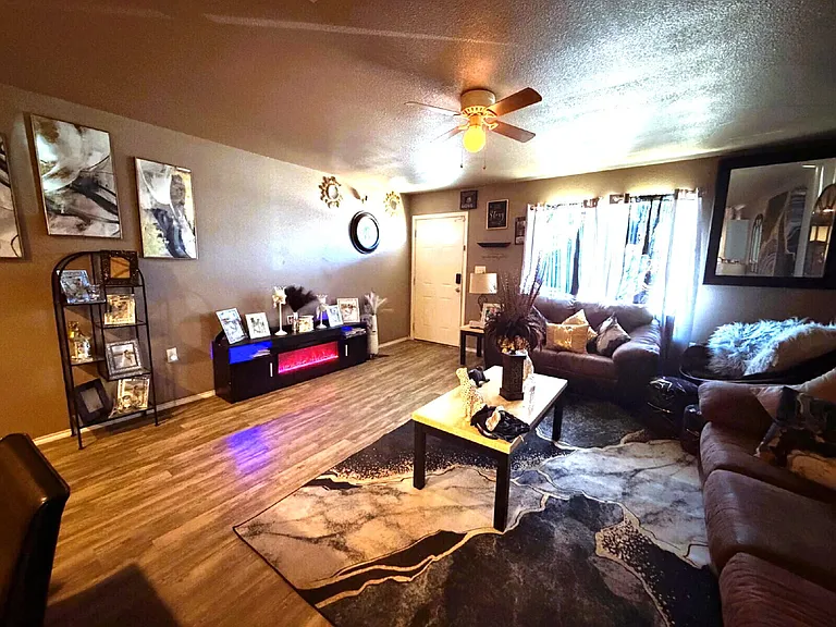 2205 Cedar Ave — Photo 3