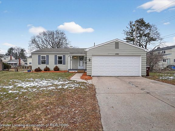 4th image of 2315 Groesbeck Ave