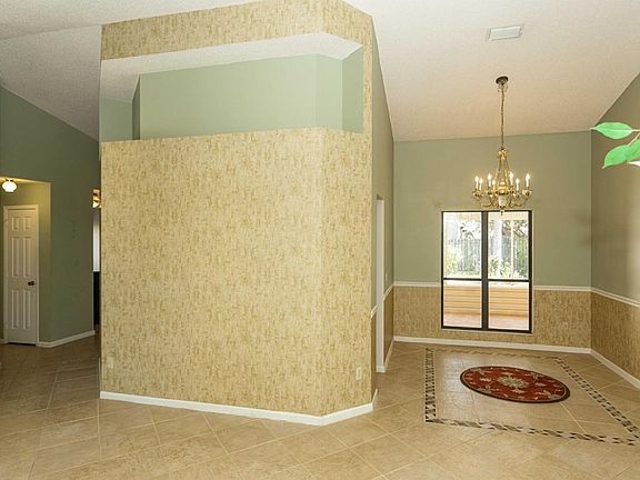 004_Living & Dining Room