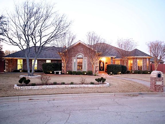 2nd image of 9 Vista Ct