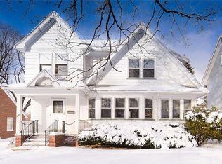 506 Hurstbourne Rd, Rochester, NY 14609