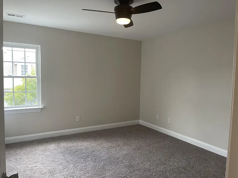 2055 B Cambria Dr #1 — Photo 9