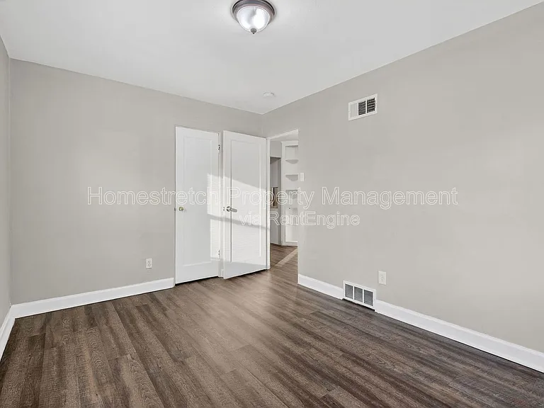 9868 Lorna Ln — Photo 13