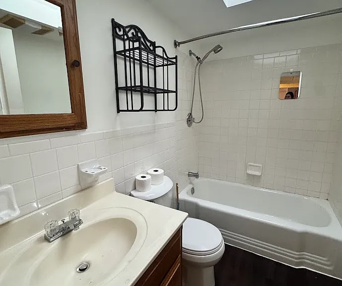 54 Price Rd #A — Photo 2