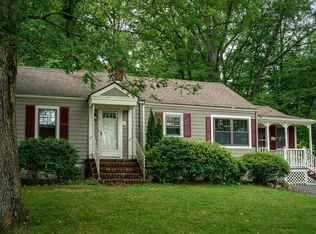 6 Coolidge Rd, Milford, MA 01757