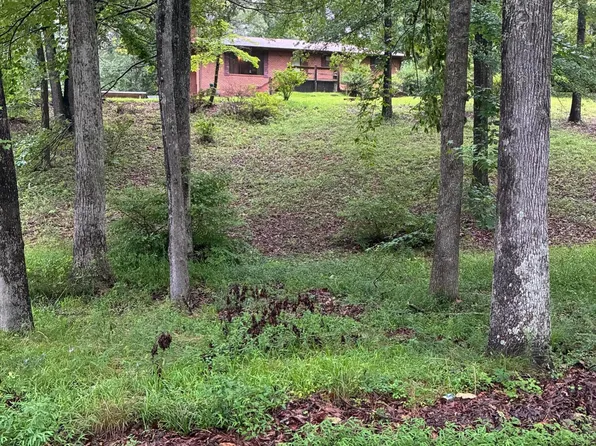 404 McBride Dr, Fulton, MS 38843