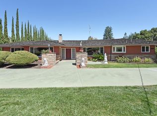 12901 Pierce Rd, Saratoga, CA 95070