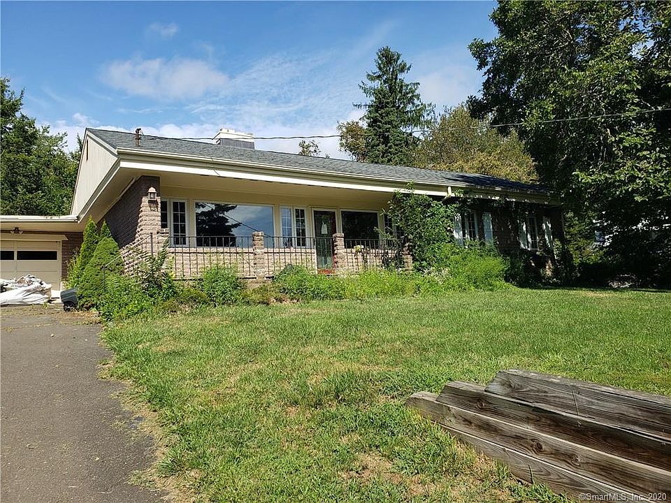 2nd image of 43 Orchard Hill Rd