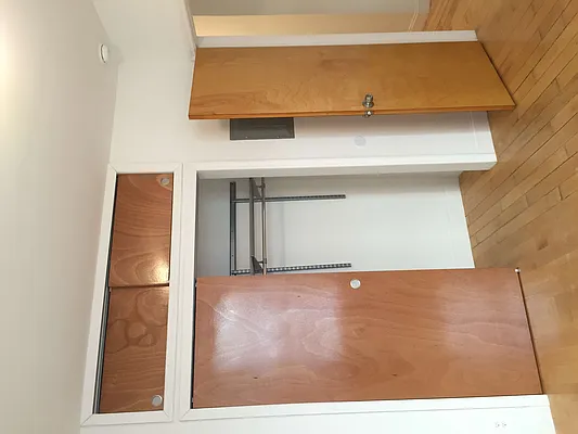 Rented by GreenVill Real Estate LLC | media 14