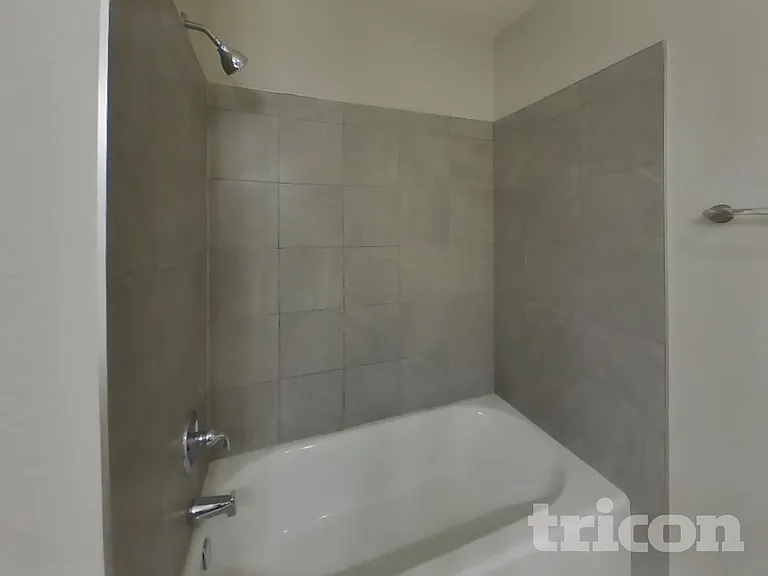 7260 Kidwell Dr — Photo 10