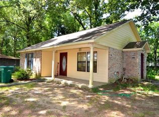 9250 Lockhart Rd, Denham Springs, LA 70726