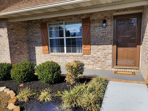 2nd image of 370 Headrick View Dr