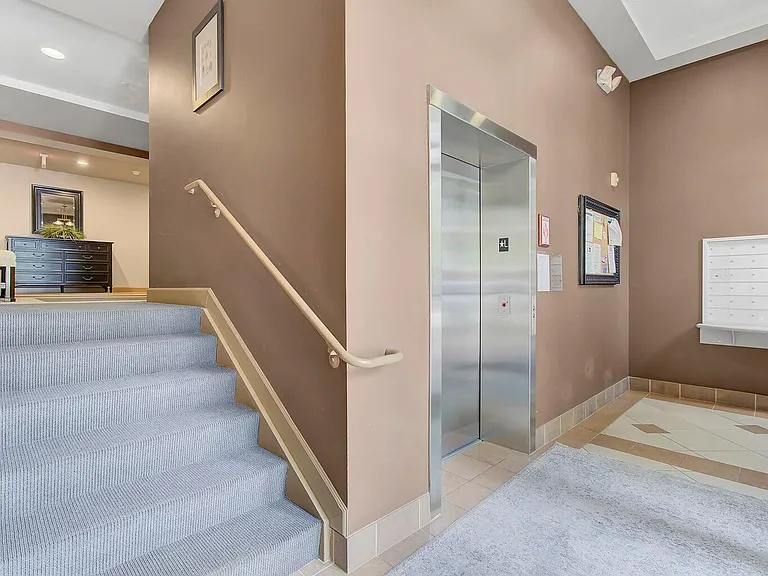 125 Pier View St #205 — Photo 4