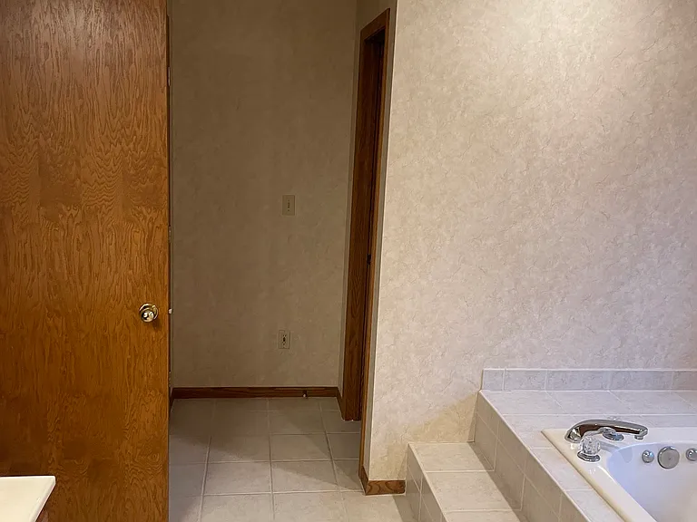 612 E Saint Andrews Cir — Photo 25