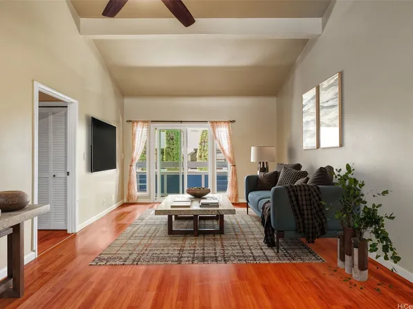 355 Aoloa St APT L202, Kailua, HI 96734