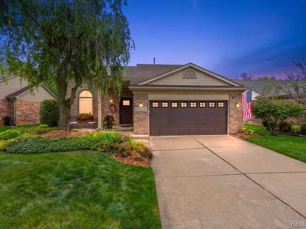 40111 Finley Dr, Canton, MI 48188