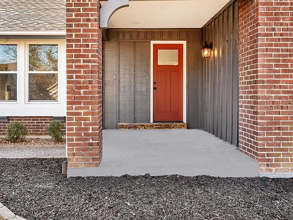 4th image of 11720 Summerwood Dr