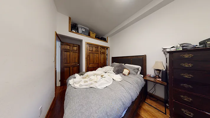 Rented by Bond New York | media 12