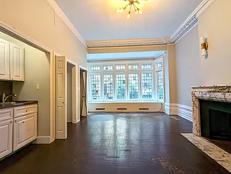 Rented by Manhattan Spaces