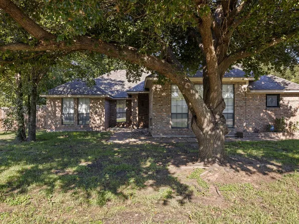 3131 Shady Grove Cir, Granbury, TX 76049